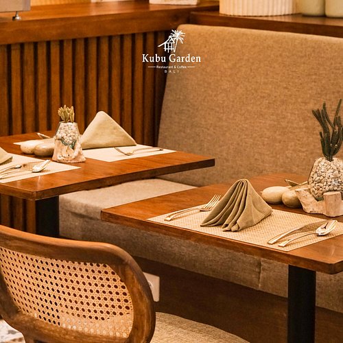 Kubu Garden Restaurant Interior